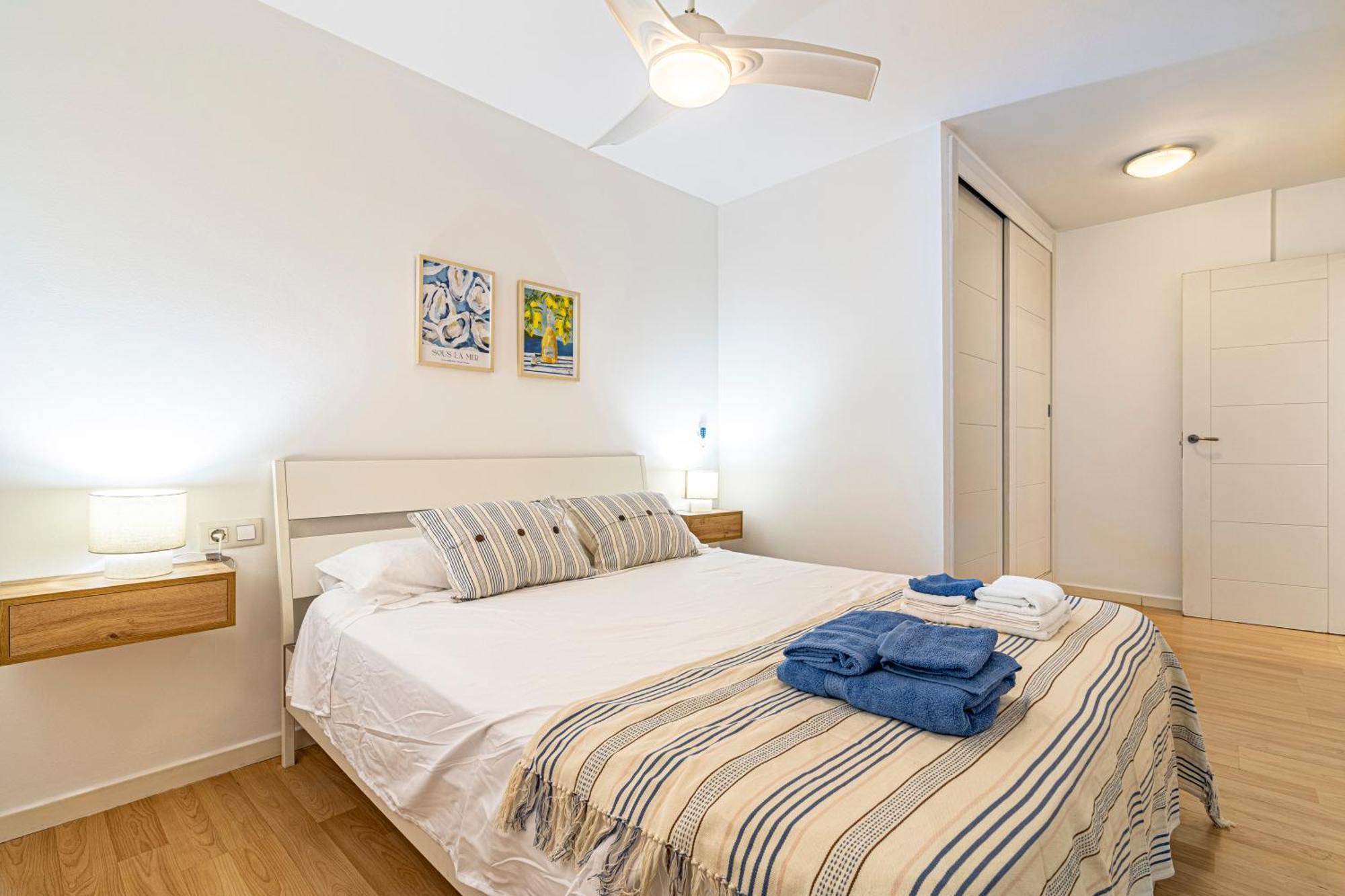 Solis Mare Apartments - Pedregalejo Beach مالقة المظهر الخارجي الصورة