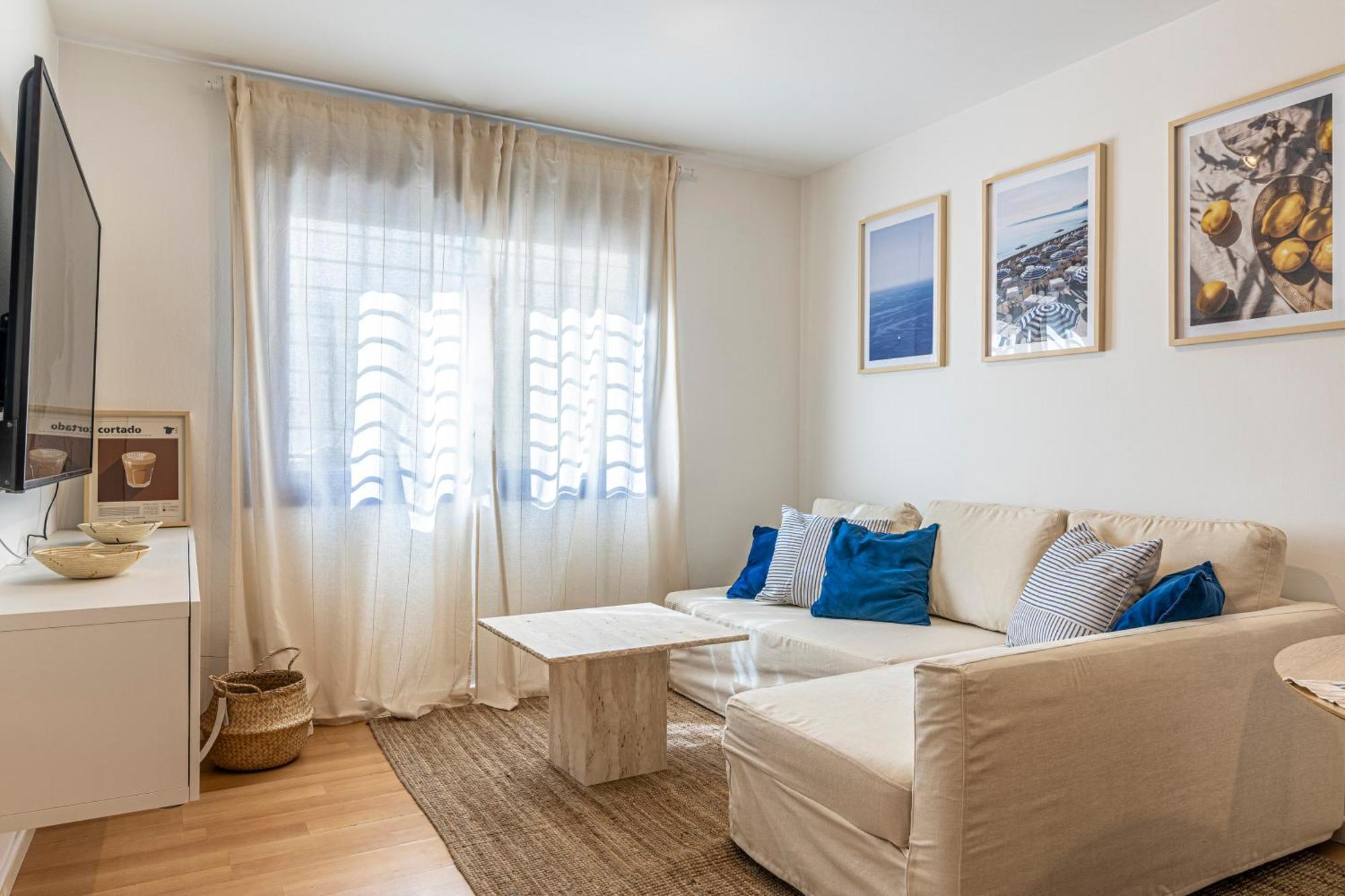 Solis Mare Apartments - Pedregalejo Beach مالقة المظهر الخارجي الصورة